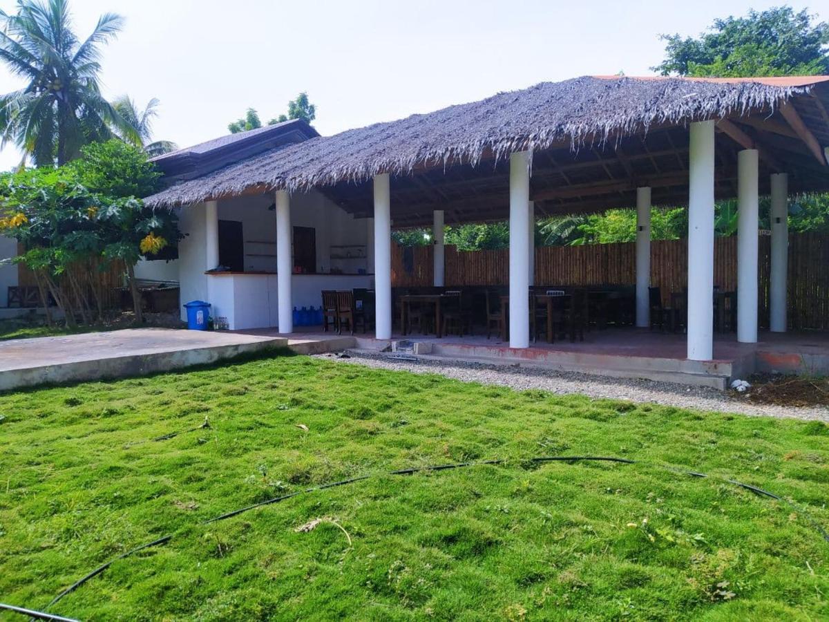 Funny Jellyfish Resort Moalboal Exterior photo