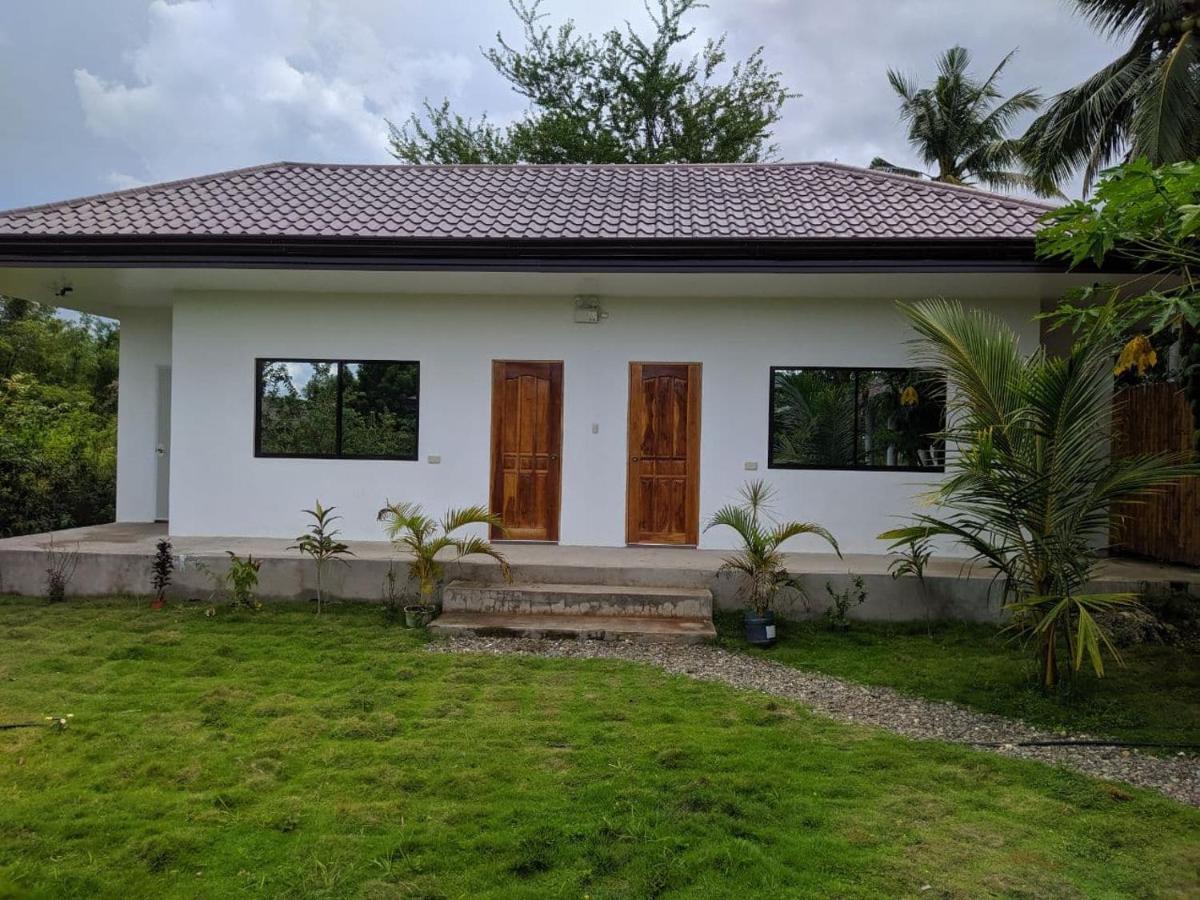 Funny Jellyfish Resort Moalboal Exterior photo